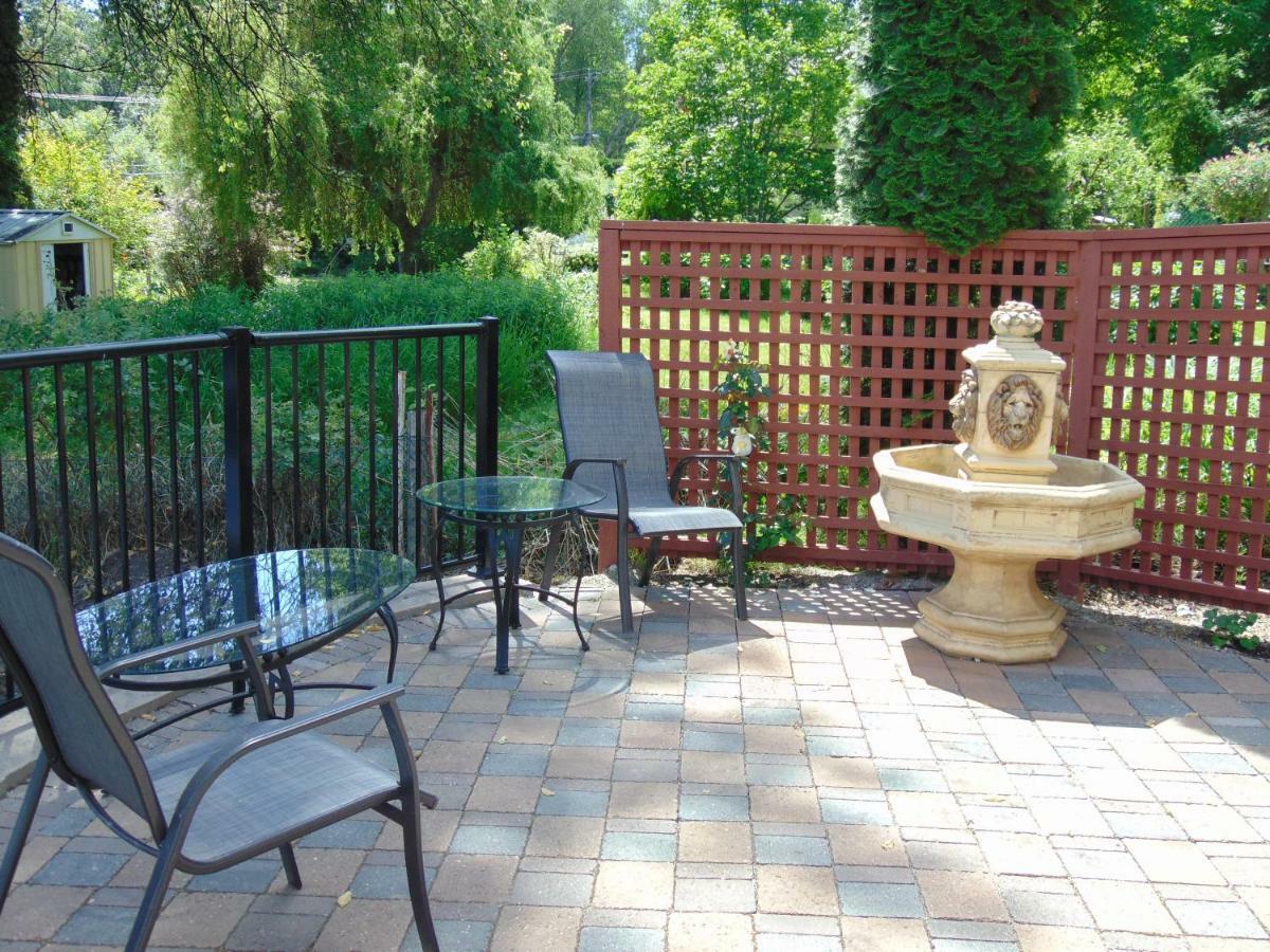Steller Jay Hollow Summerland Exterior photo